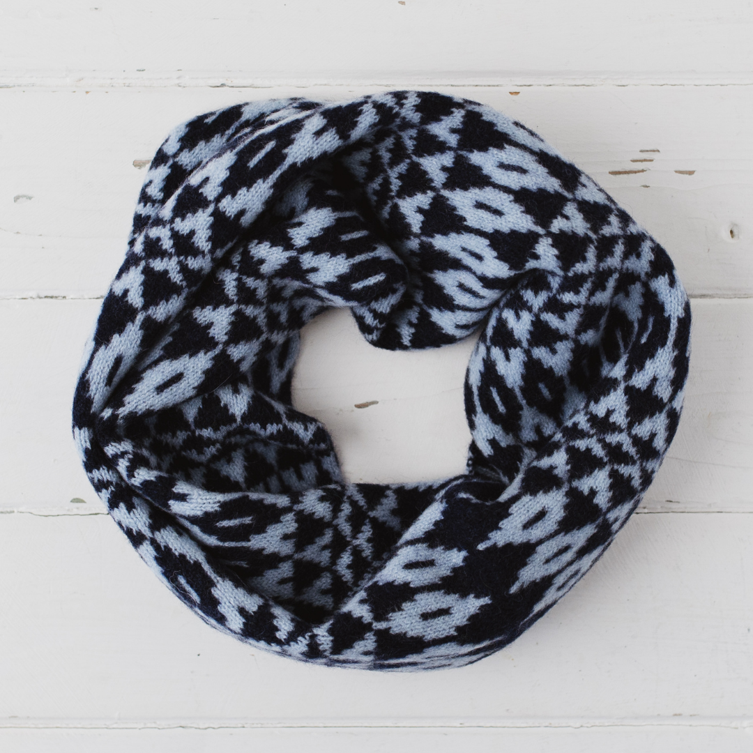 Mirror snood / cowl - navy and angelite blue (PRE-ORDER)