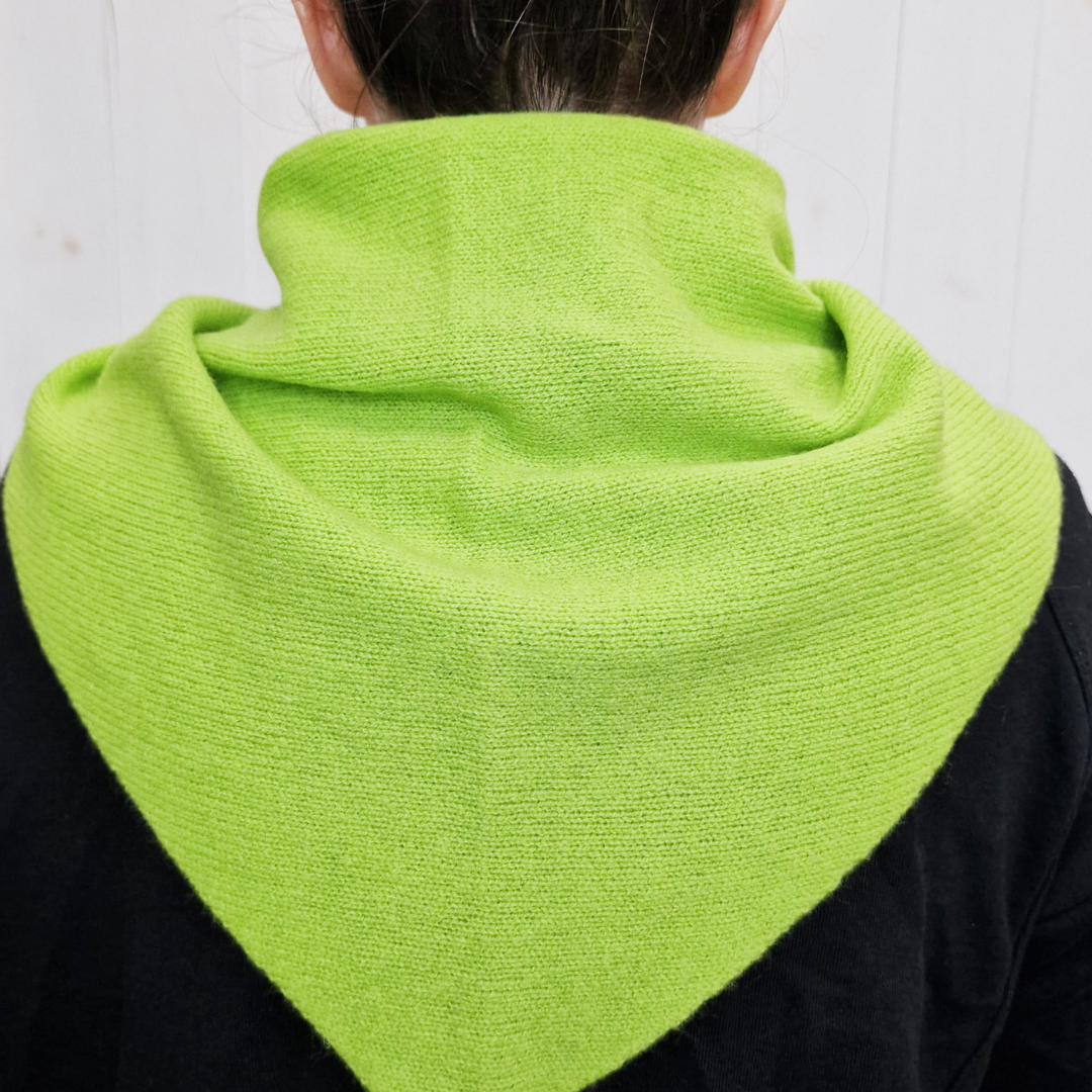 Triangle scarf - lime