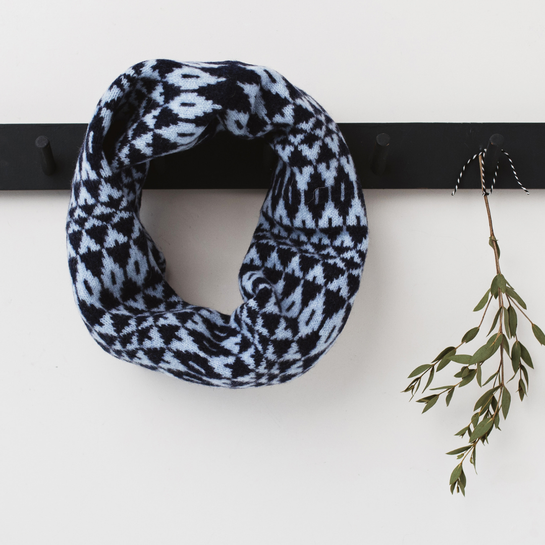 Mirror snood / cowl - navy and angelite blue (PRE-ORDER)