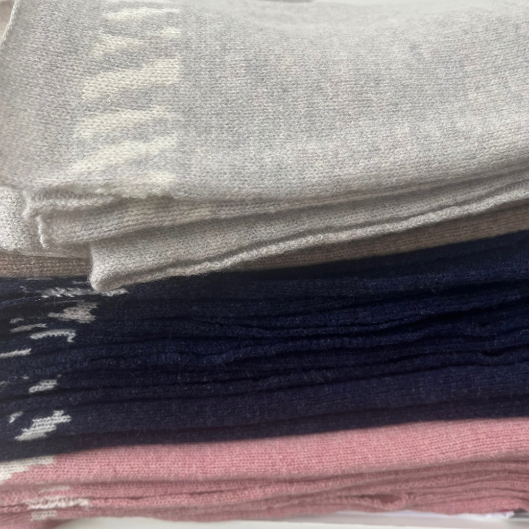 Lambswool knitted poncho - zinc grey and white