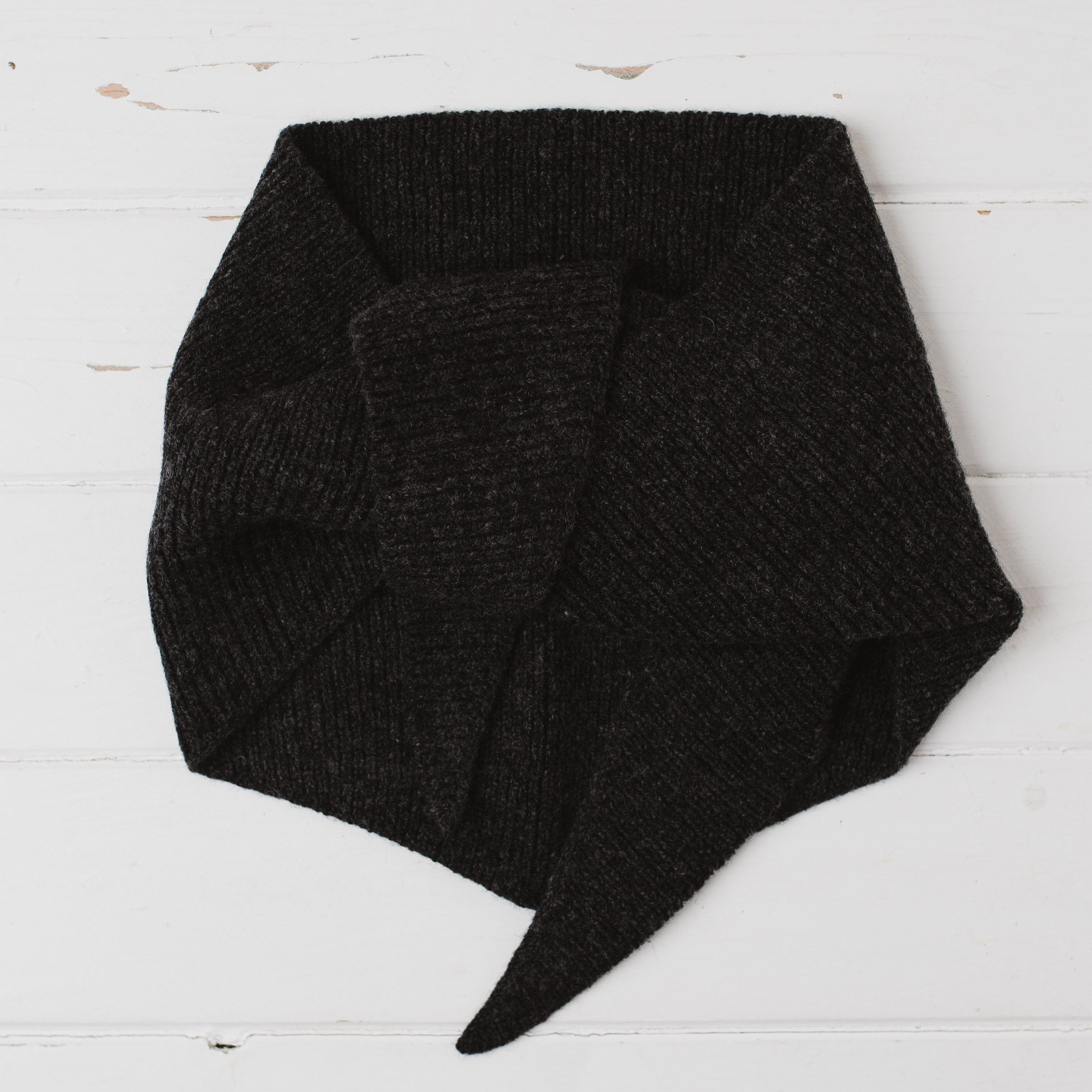 Lambswool neckerchief - charcoal
