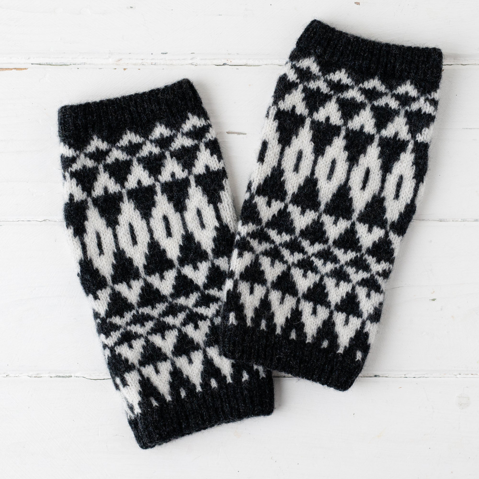 Mirror wrist warmers - monochrome (MADE TO ORDER)
