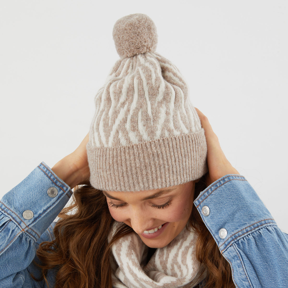 Zebra pom pom hat - cobble and white