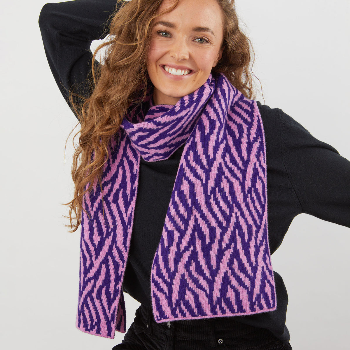 Zebra reversible scarf - nightfall and thulian