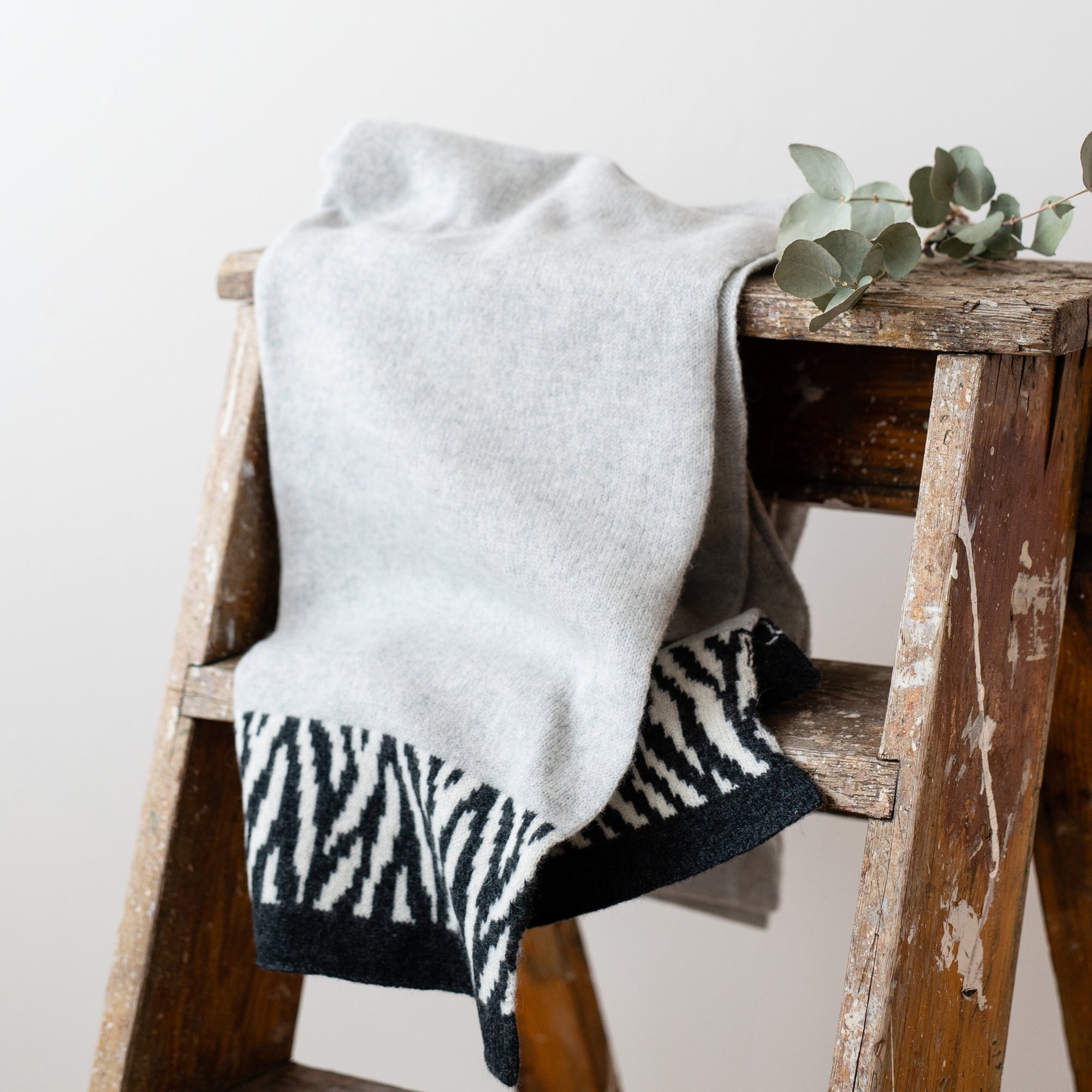 Zebra knitted wrap (MADE TO ORDER)