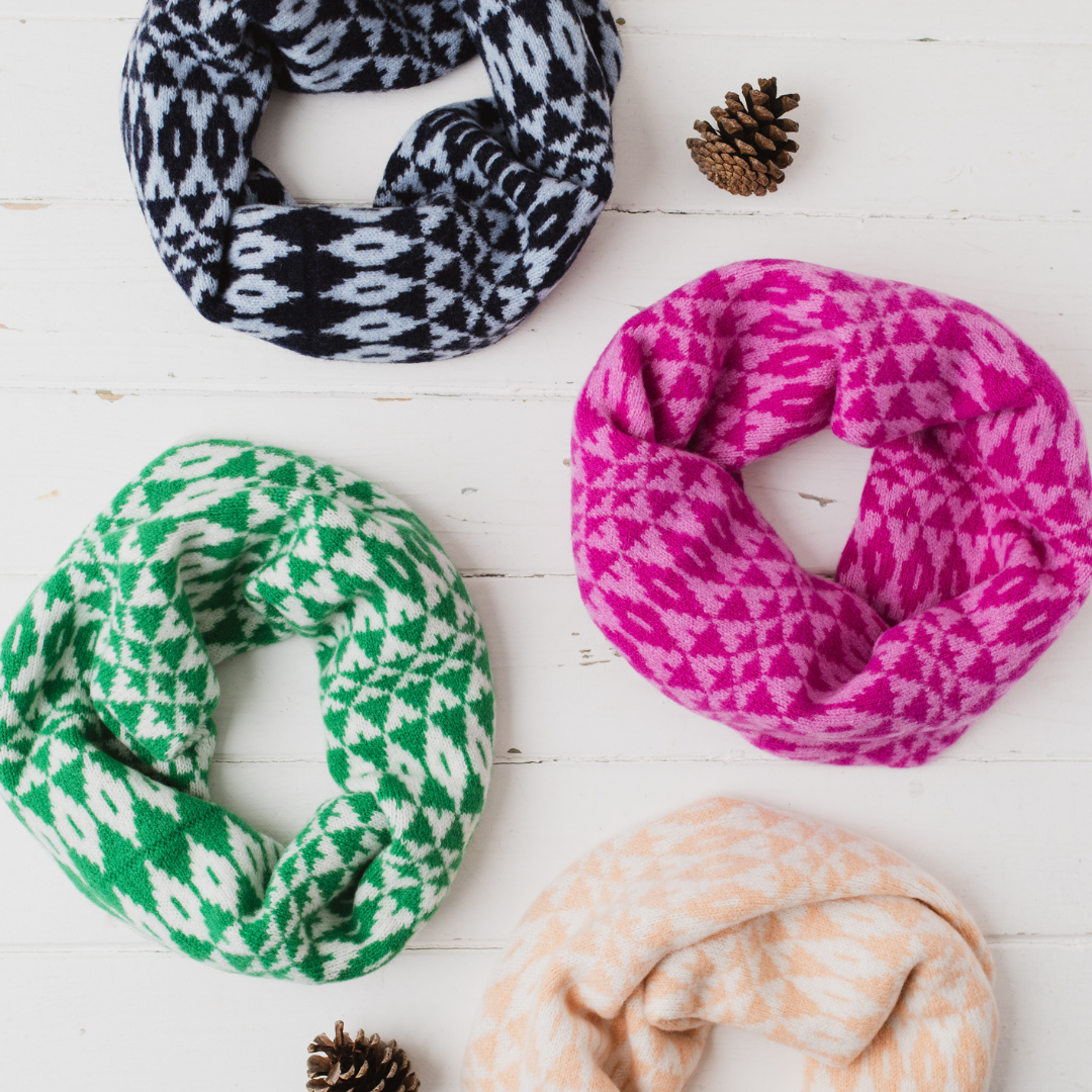 Mirror snood / cowl - navy and angelite blue (PRE-ORDER)