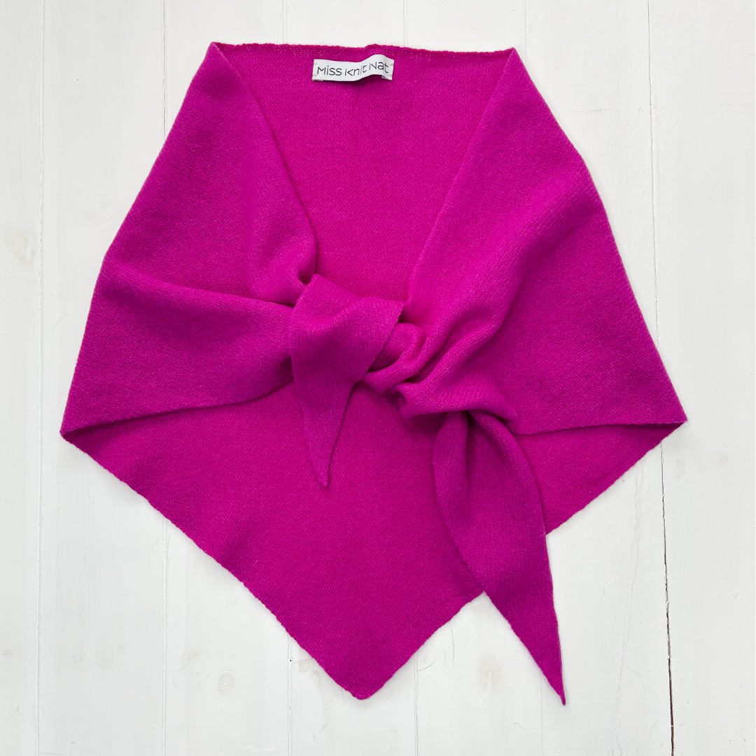 Triangle scarf - honesty pink
