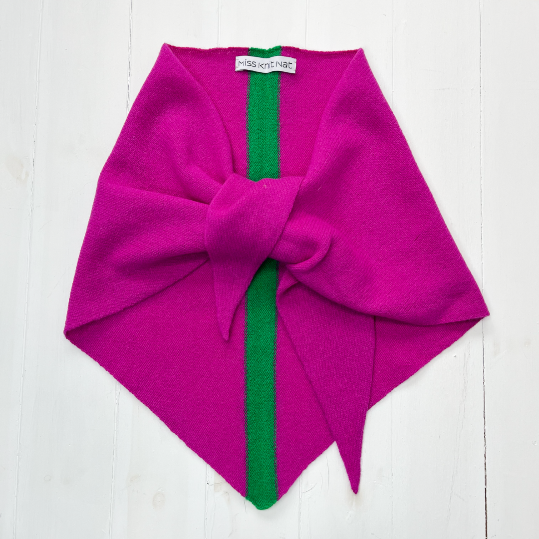Triangle scarf - honesty pink with billiard green stripe