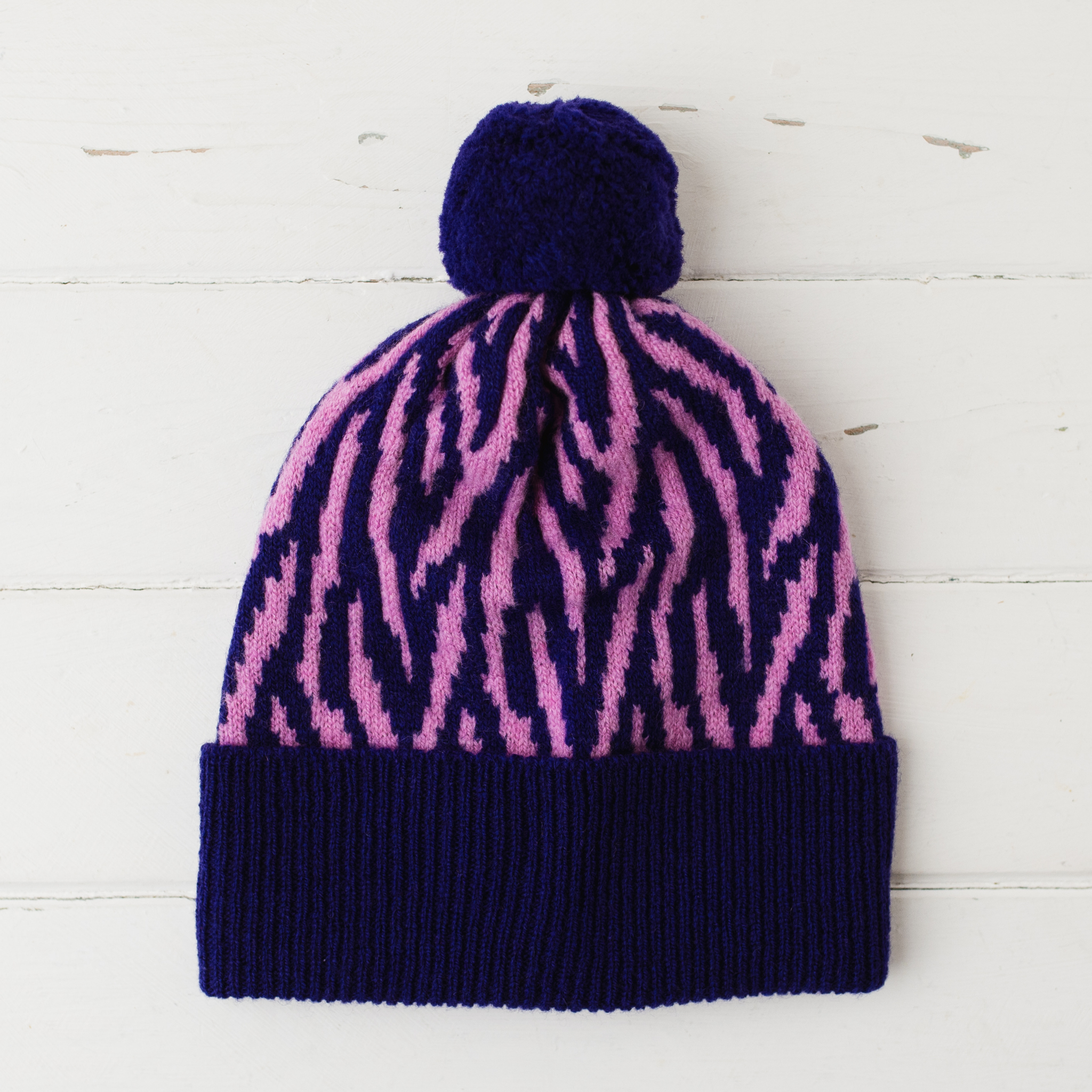 Zebra pom pom hat - nightfall and thulian