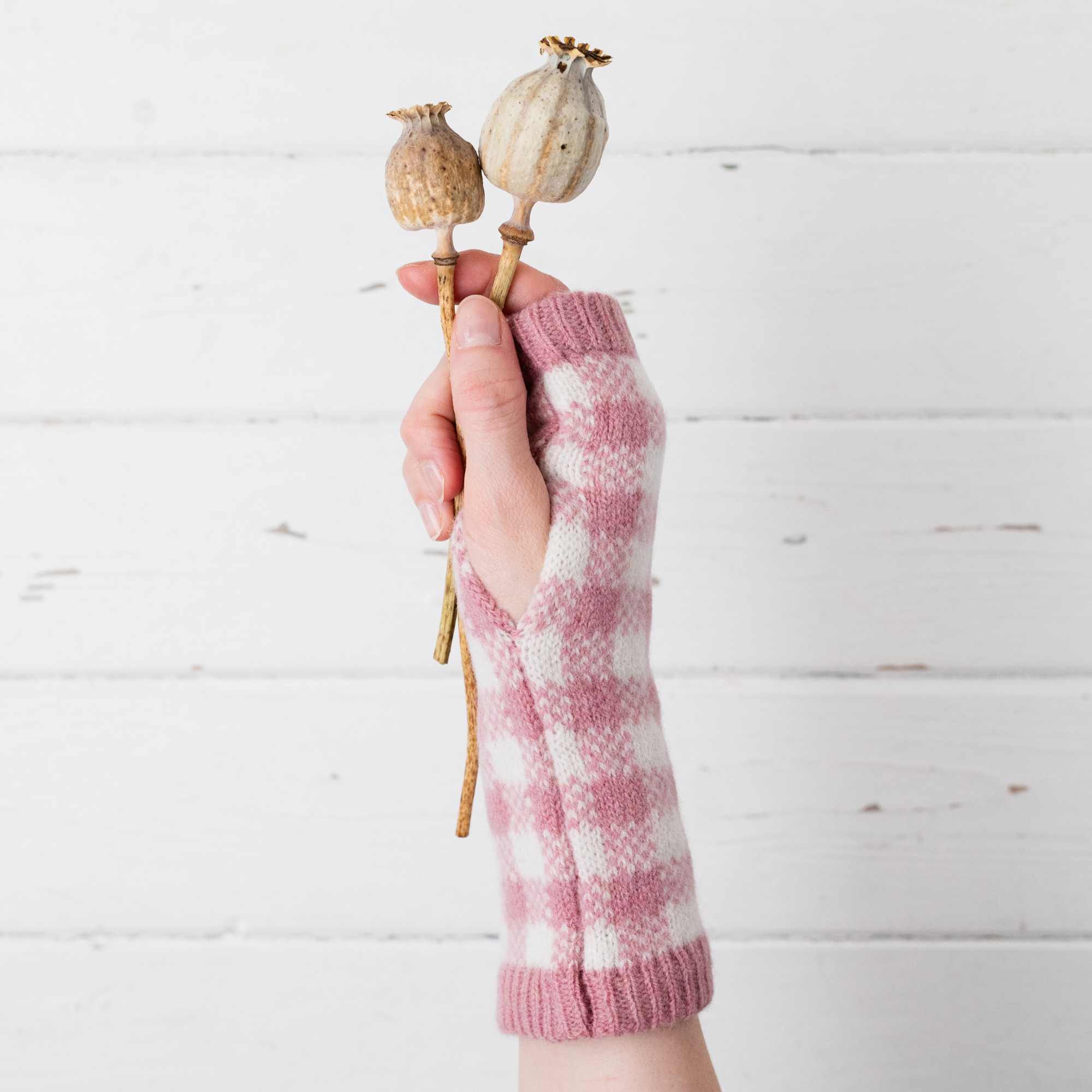 Gingham wrist warmers - pink and white (MADE TO ORDER)