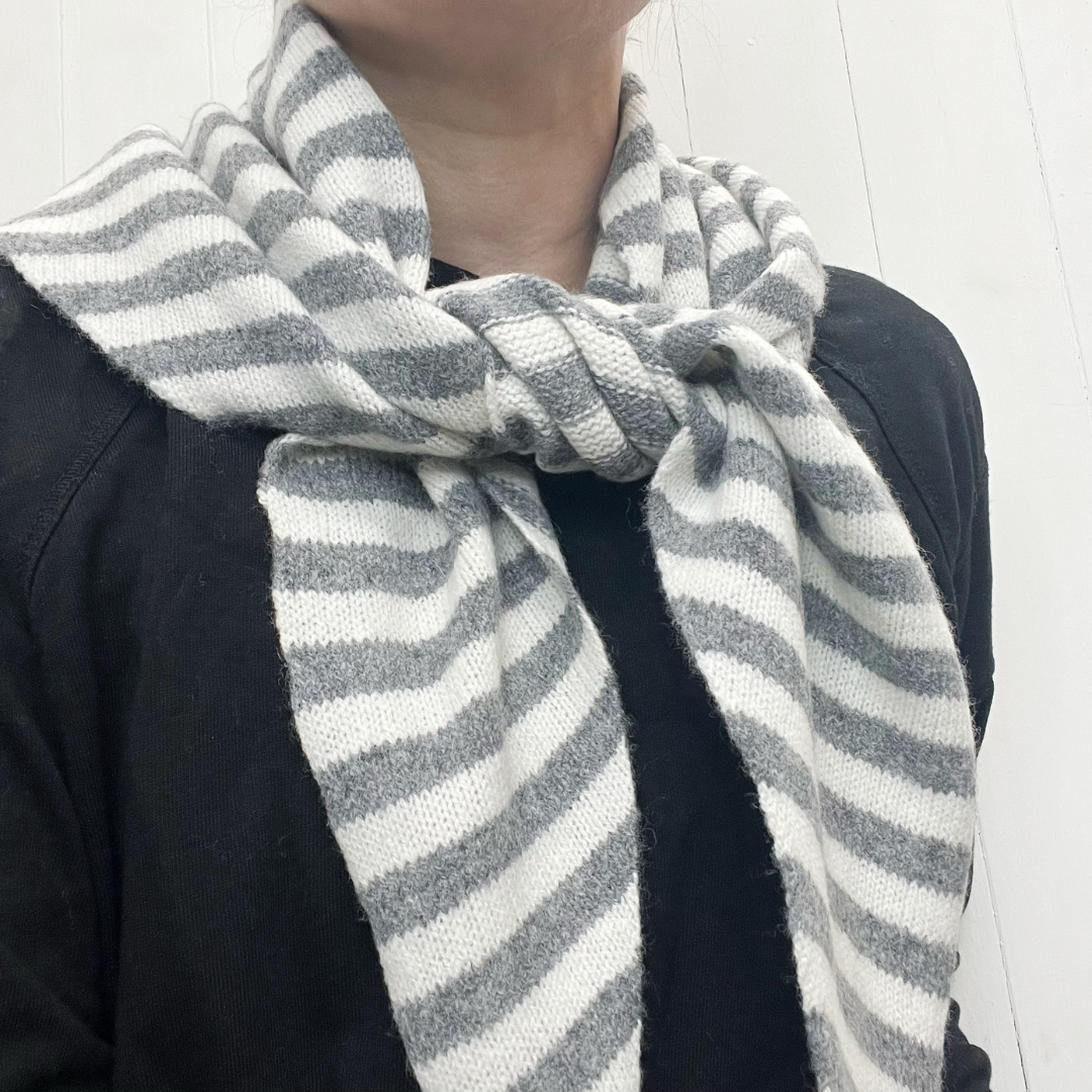 Triangle scarf - grey and white stripe