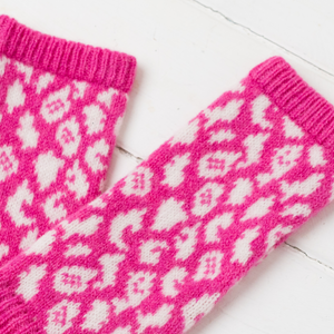 Leopard wrist warmers - bubblegum pink and white