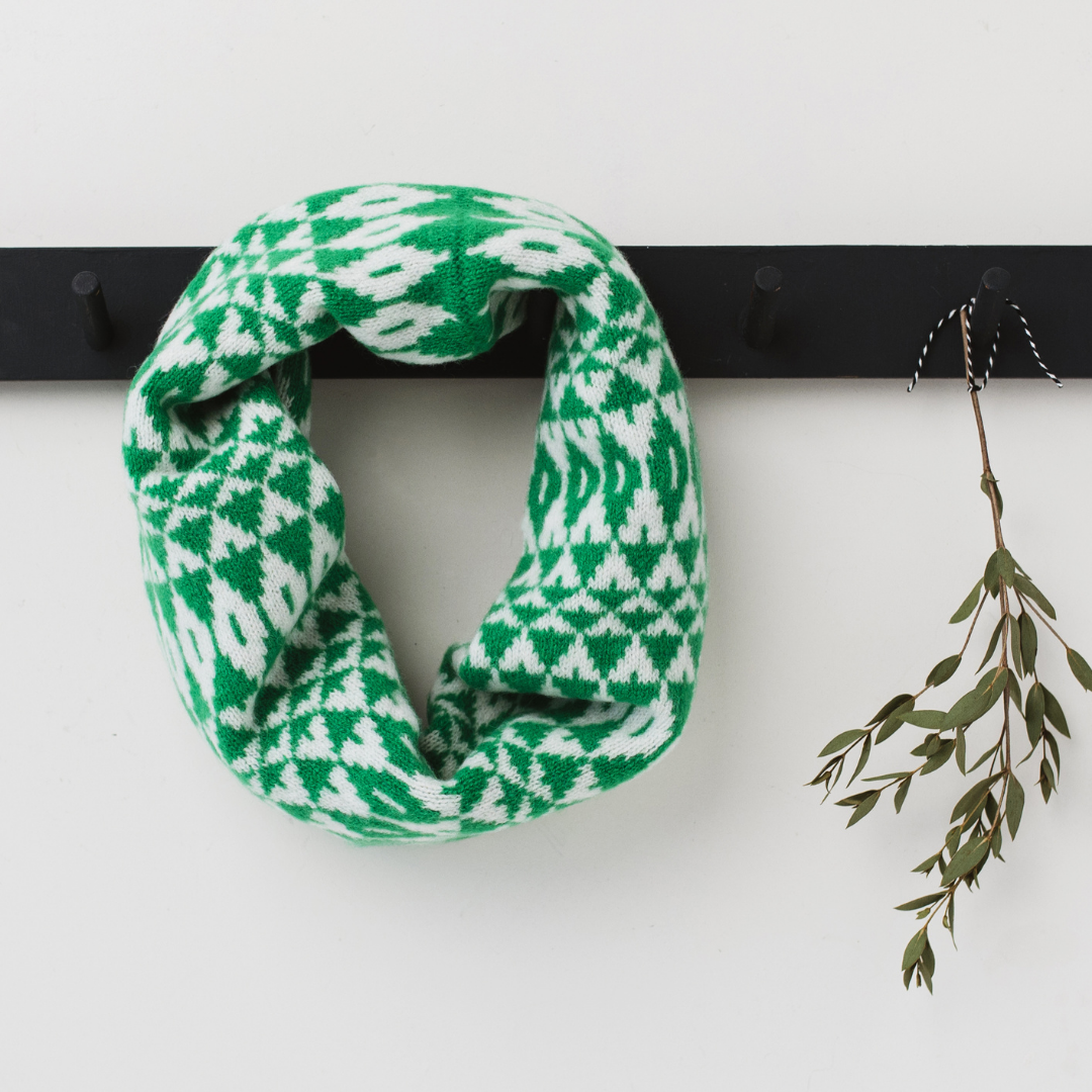 Mirror snood / cowl - billiard green and white (PRE-ORDER)