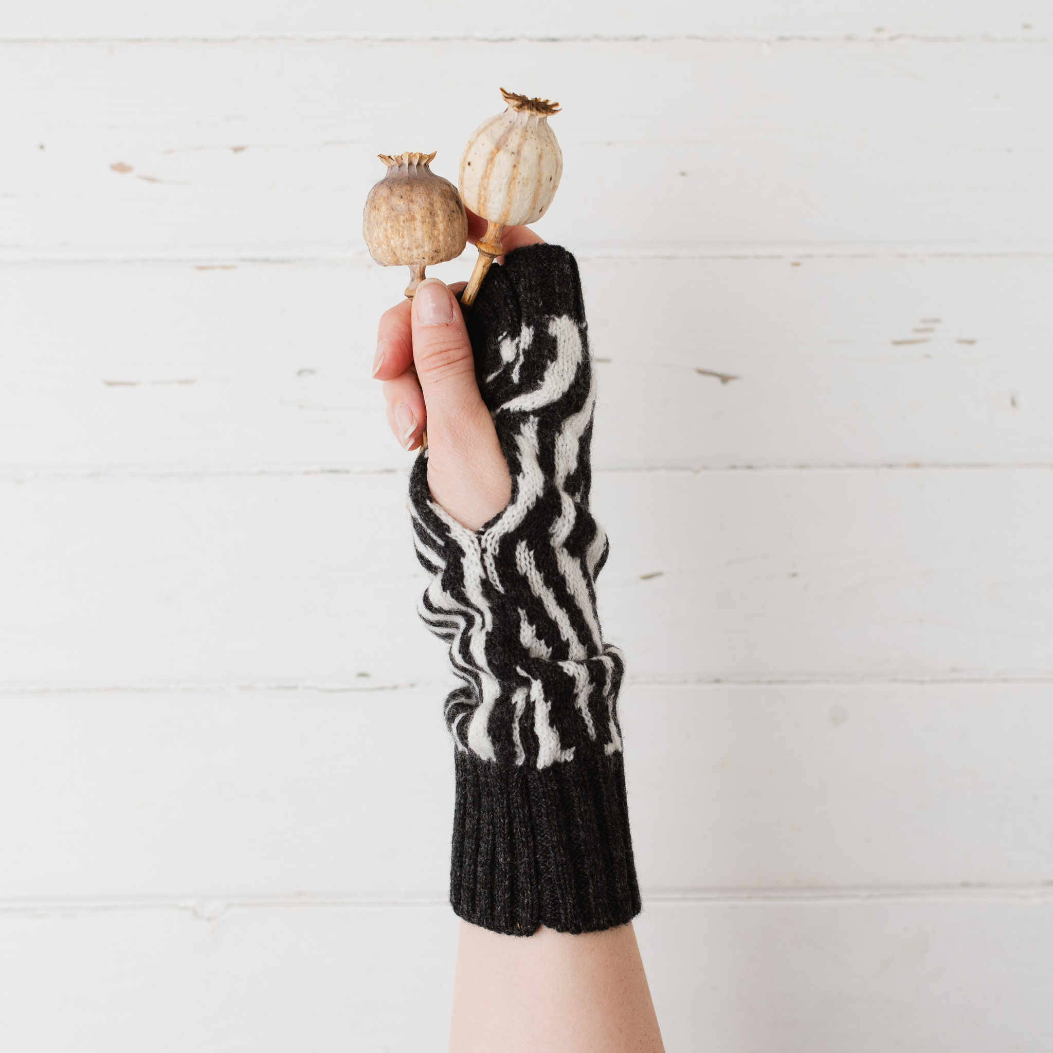 Zebra wrist warmers - charcoal and ecru