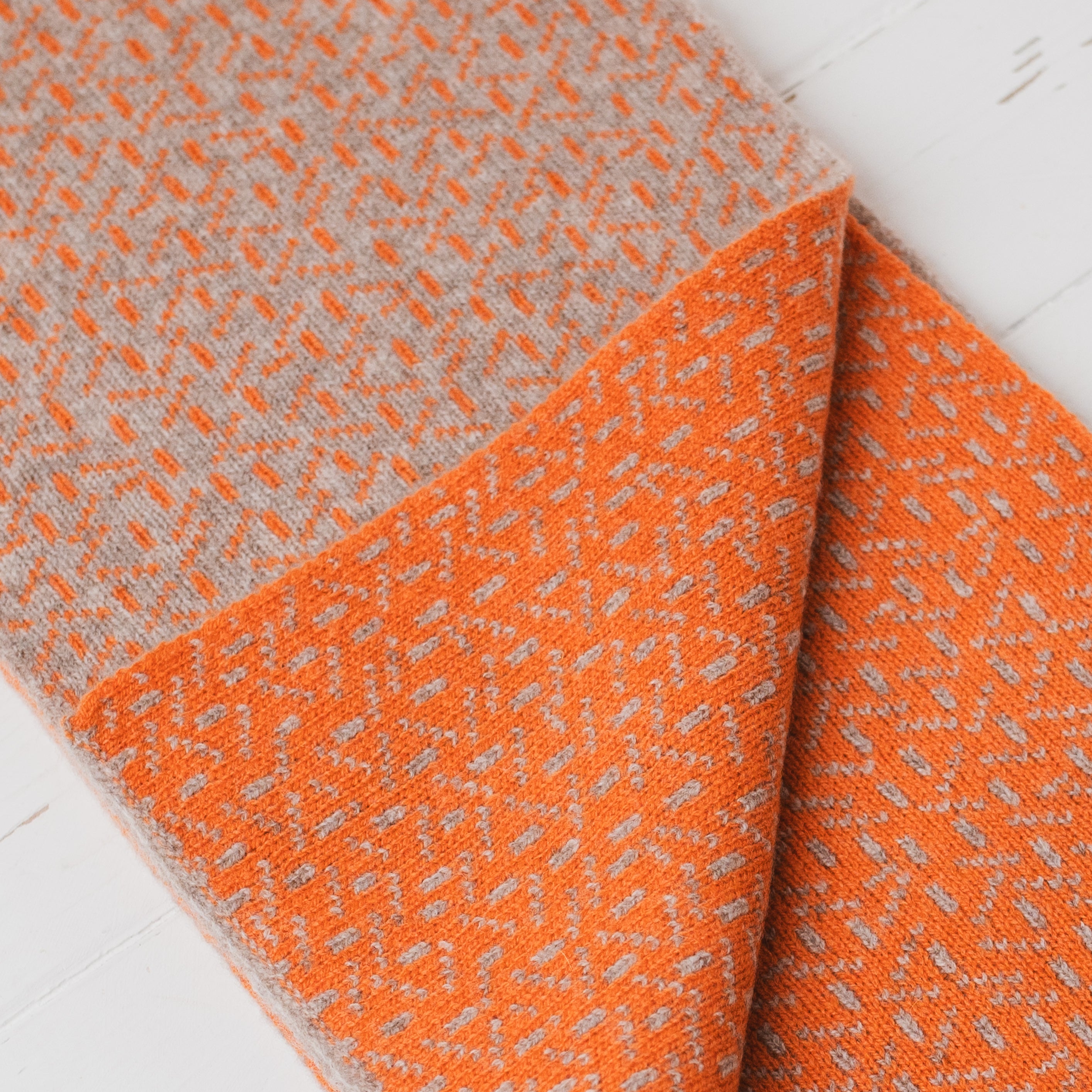 Scatter reversible scarf - cobble and orange soda