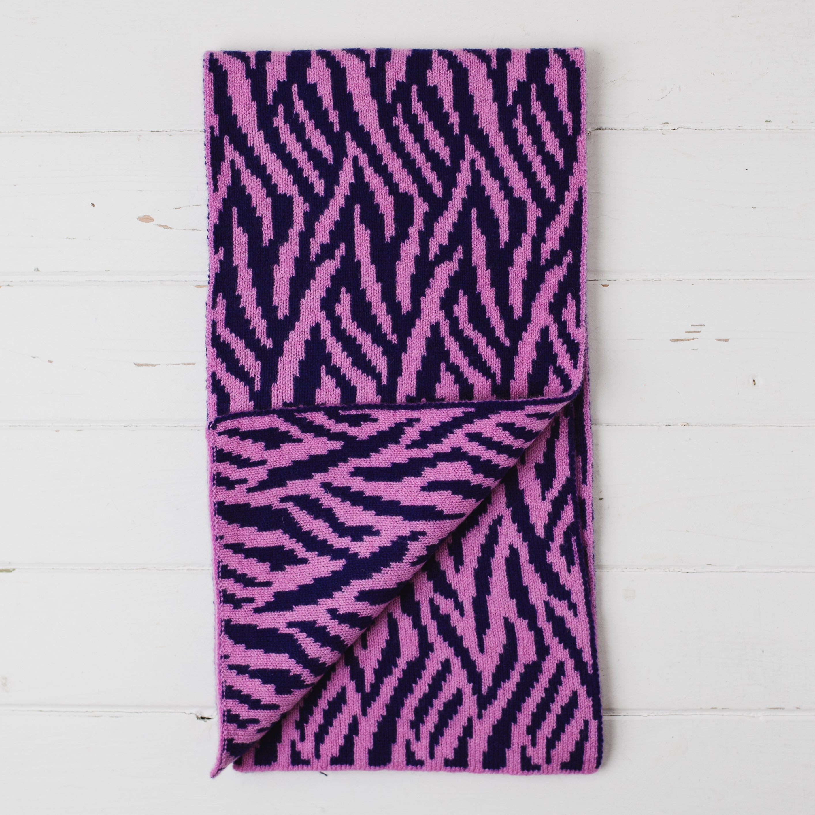 Zebra reversible scarf - nightfall and thulian