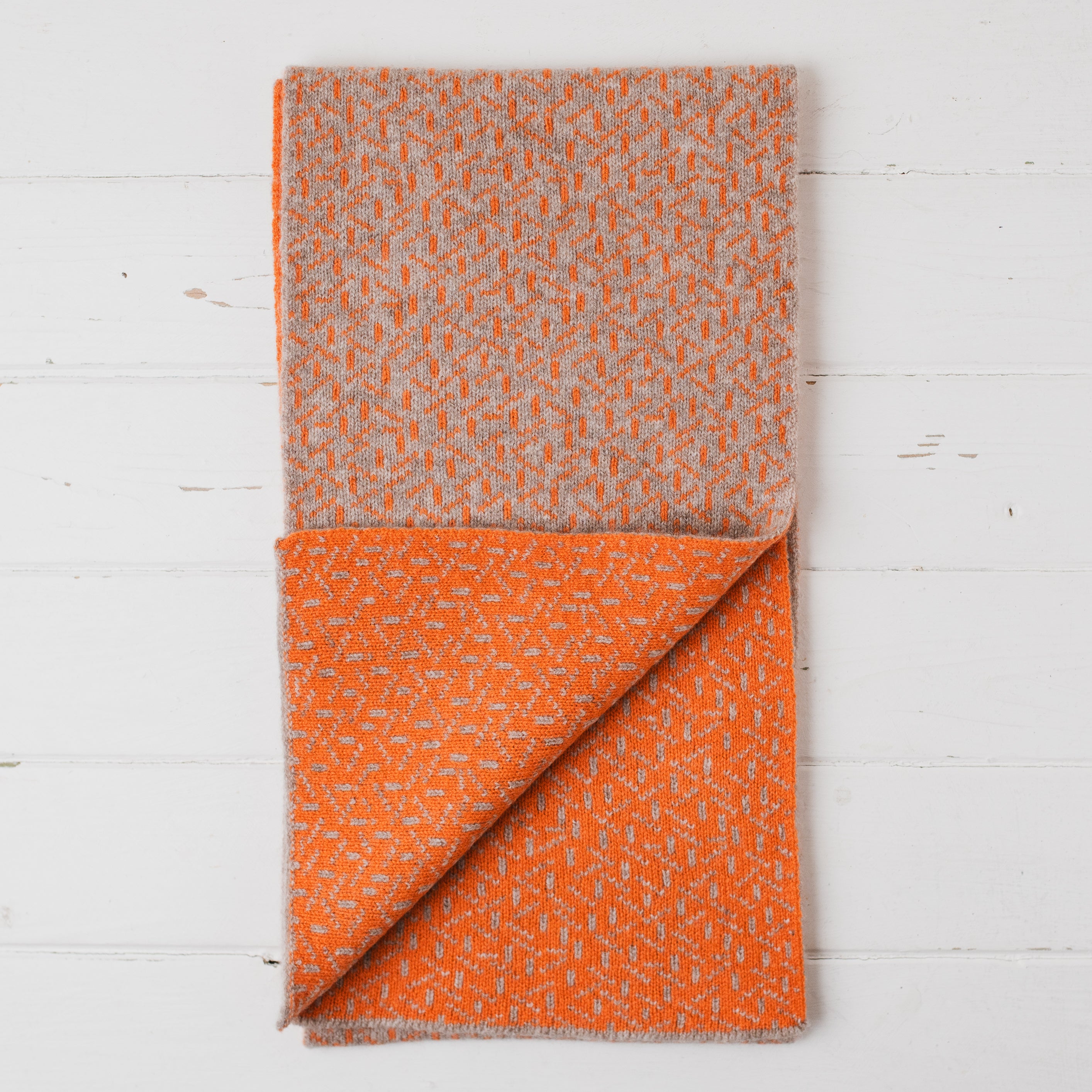 Scatter reversible scarf - cobble and orange soda