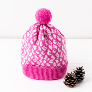 Leopard pom pom hat - bubblegum pink