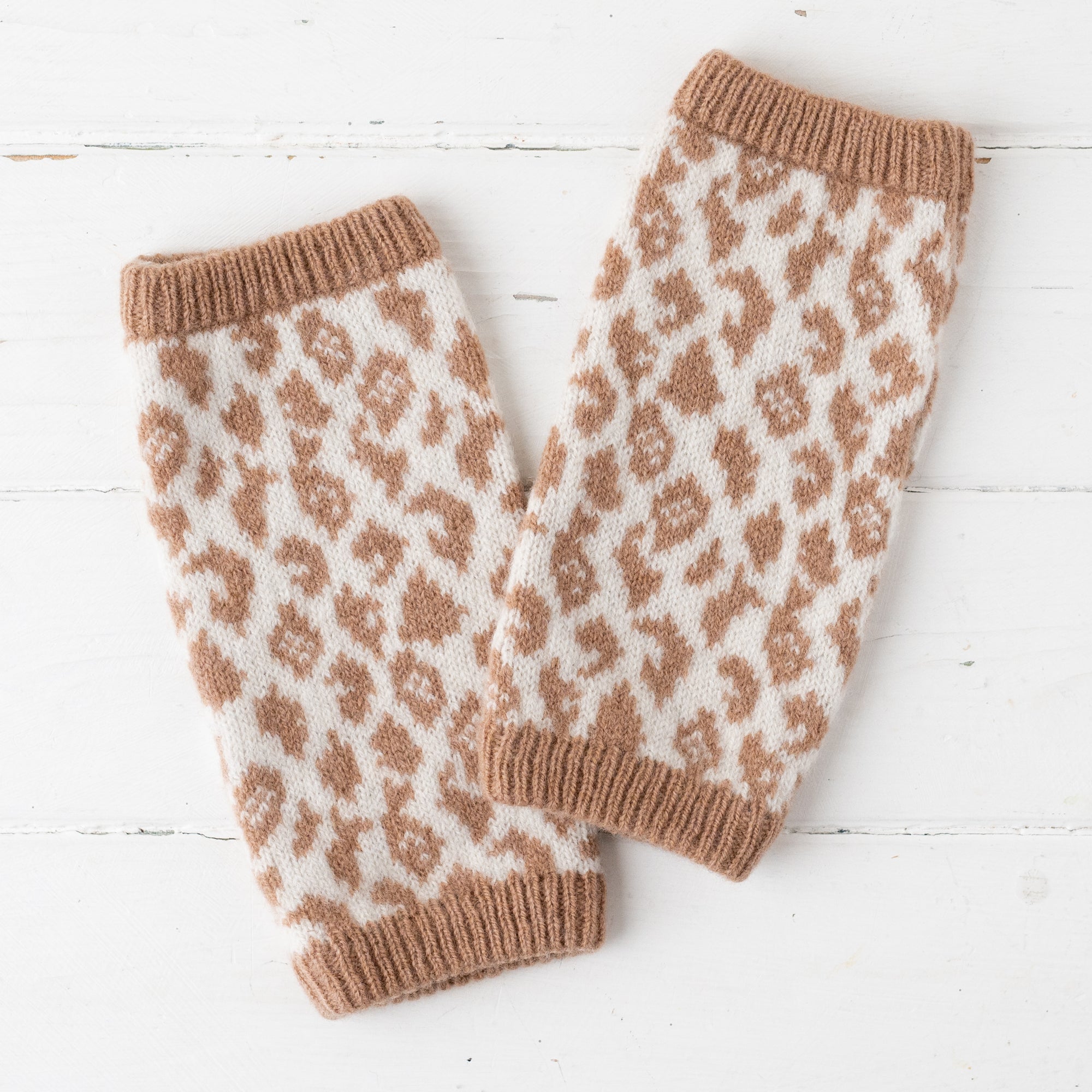 Leopard wrist warmers - cream (MADE TO ORDER)
