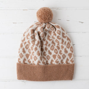 Leopard pom pom hat - cream