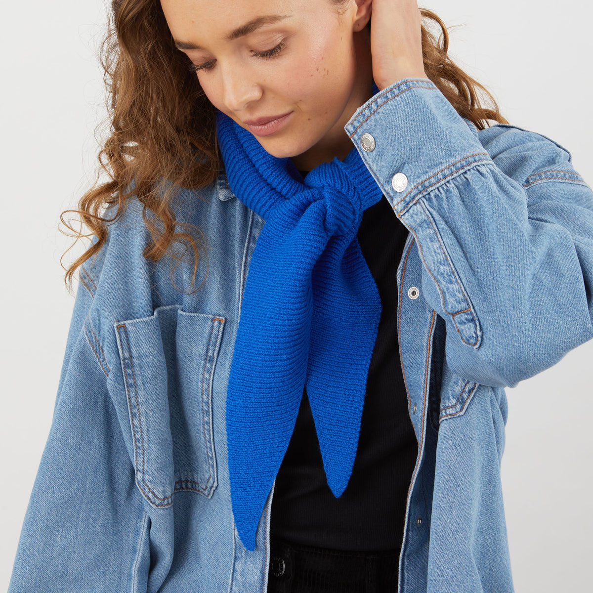 Lambswool neckerchief - Speedwell blue