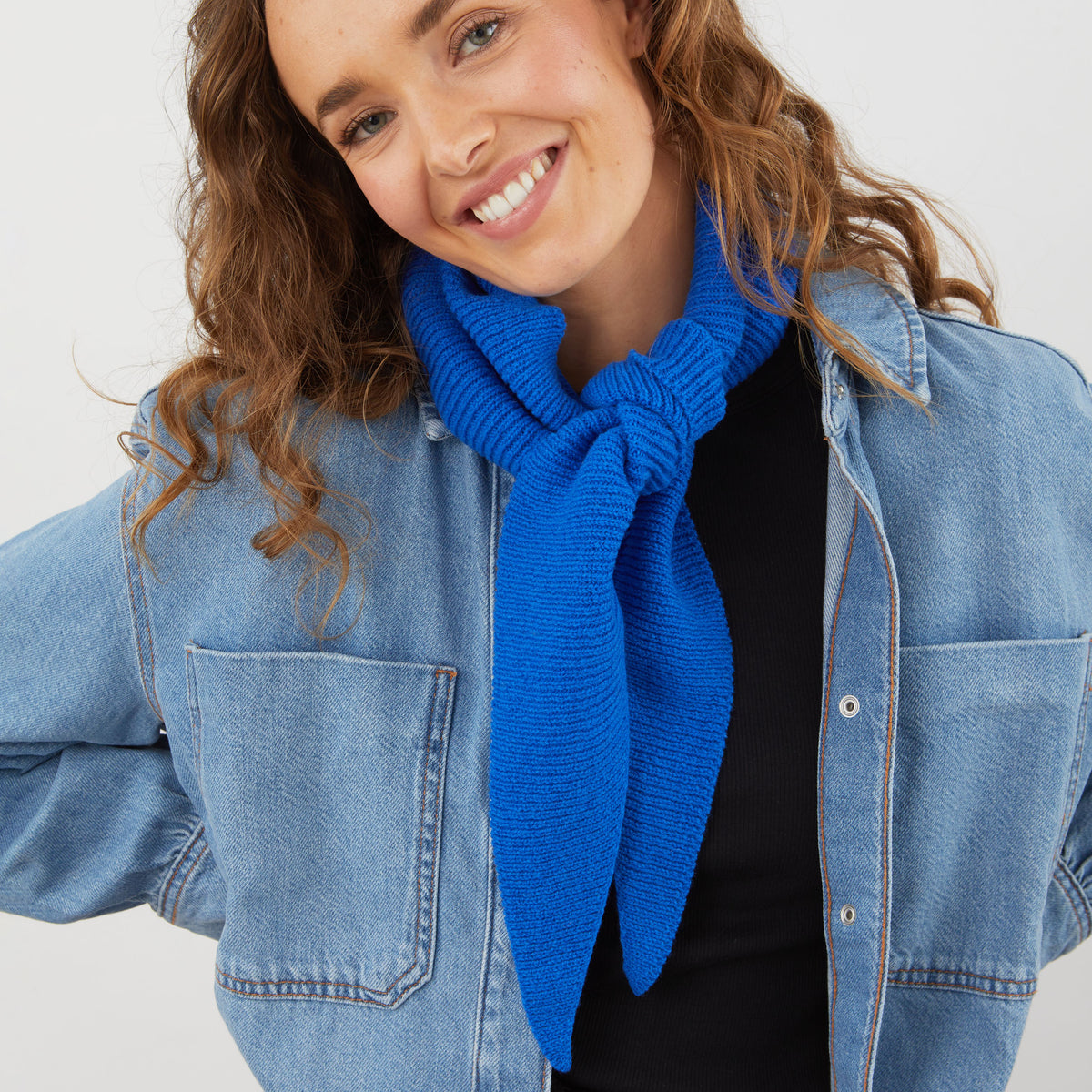 Lambswool neckerchief - Speedwell blue