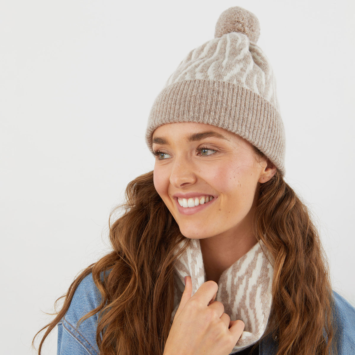 Zebra pom pom hat - cobble and white