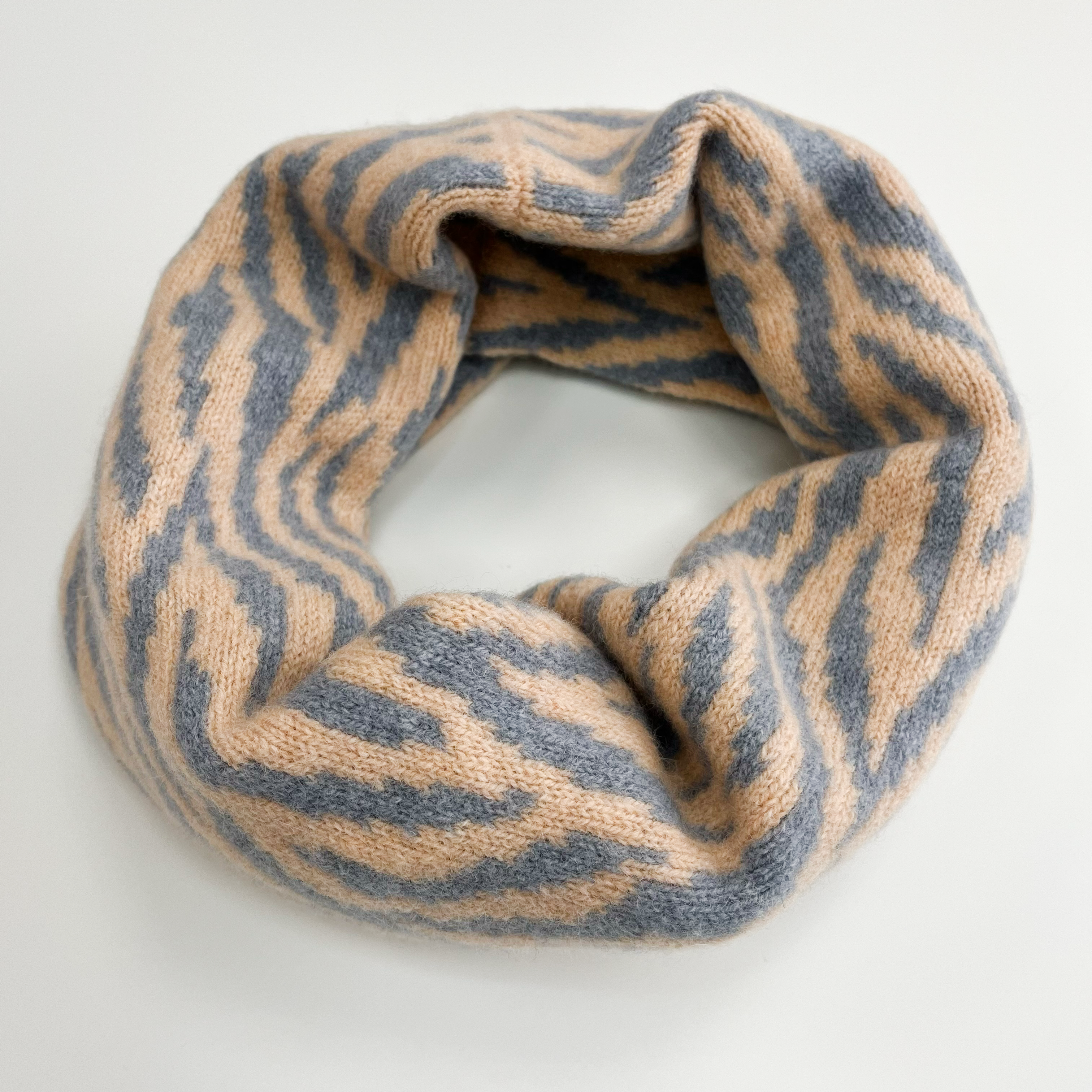 SAMPLE Zebra snood / cowl - nectarine and seal grey