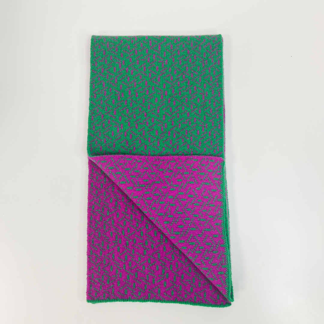 Scatter reversible scarf - billiard green and honesty