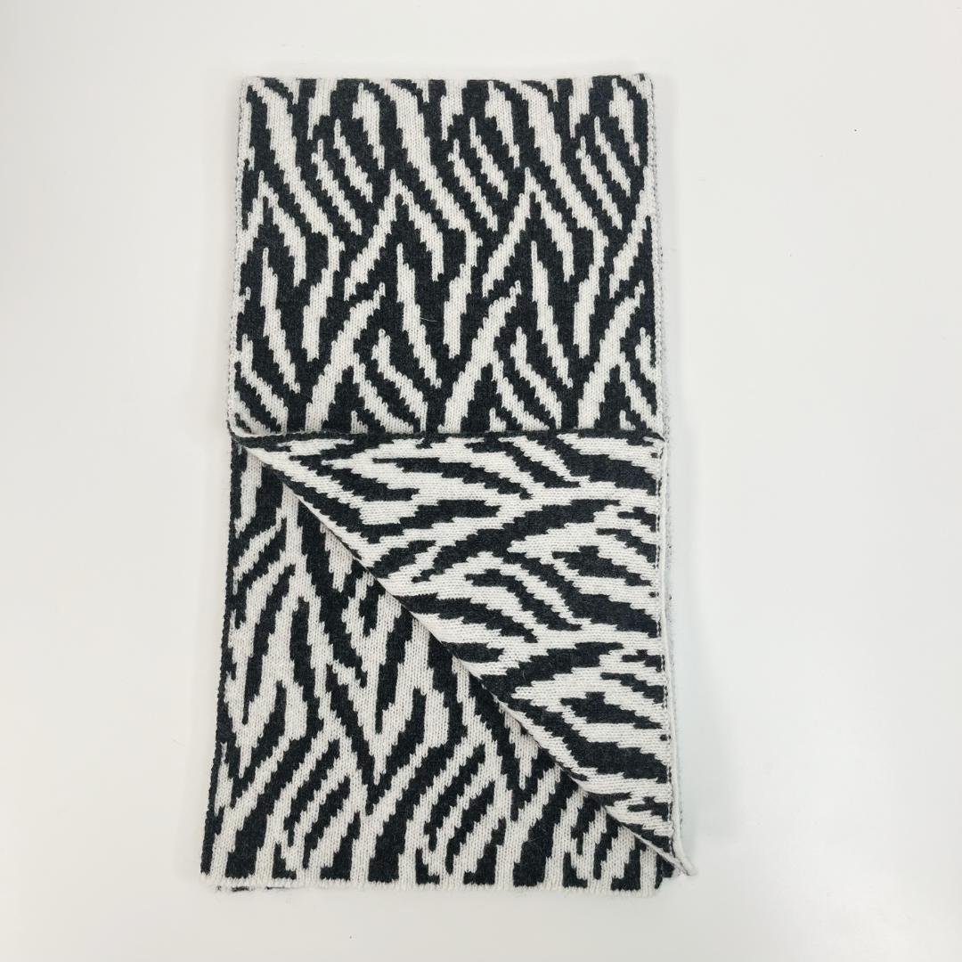 Zebra reversible scarf - charcoal and ecru