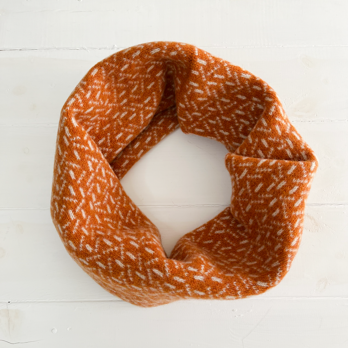 SAMPLE Scatter snood / cowl - oxide and linen