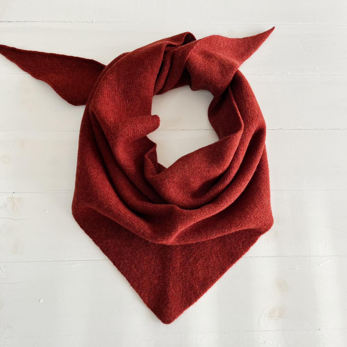 SAMPLE Triangle scarf - sienna