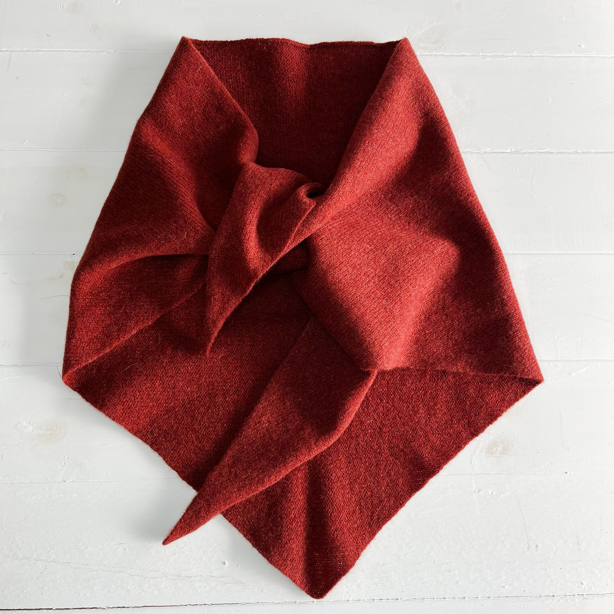 SAMPLE Triangle scarf - sienna