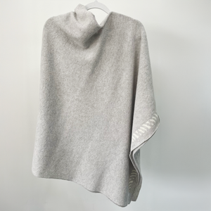 Lambswool knitted poncho - zinc grey and white