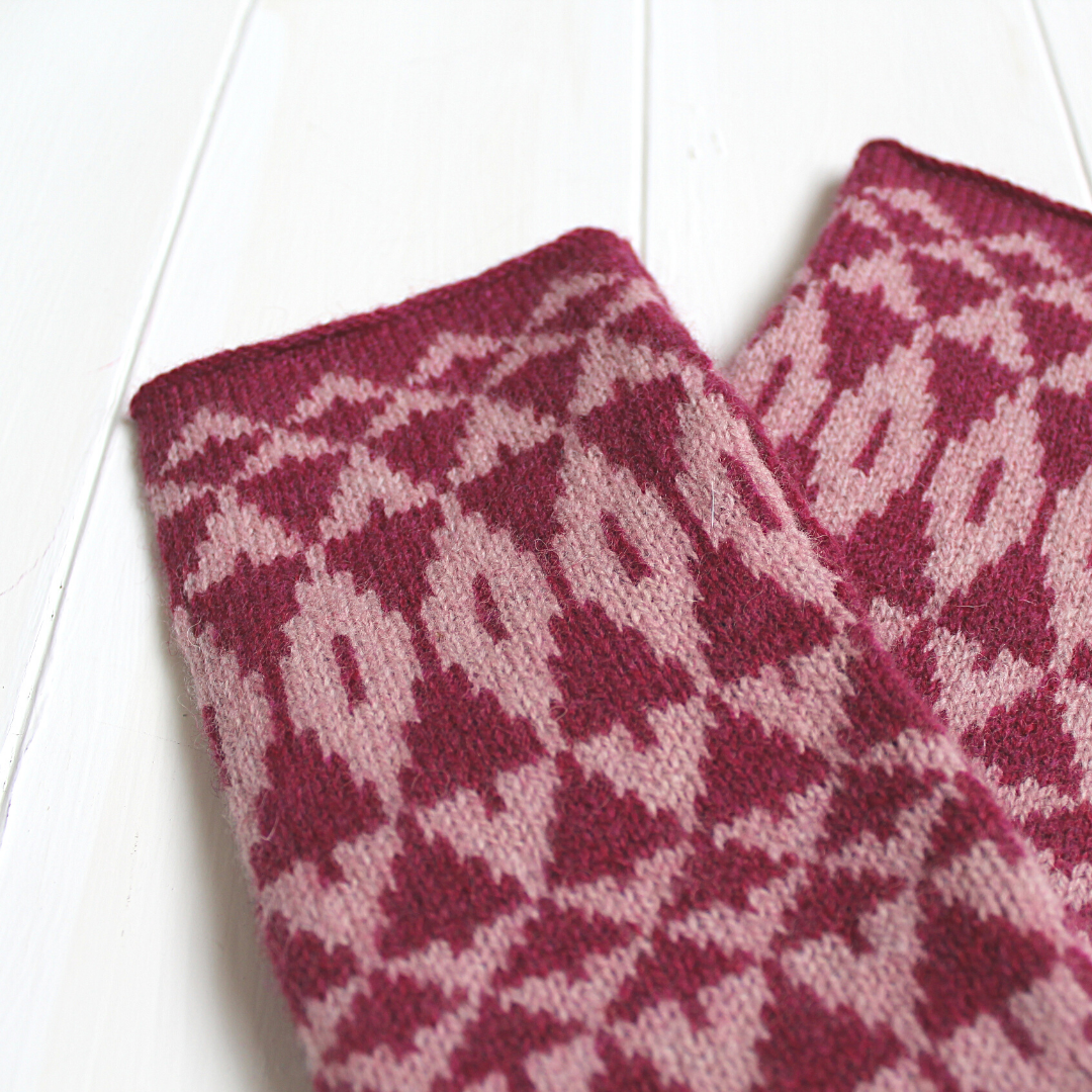 Mirror wristwarmers - rose (MADE TO ORDER)