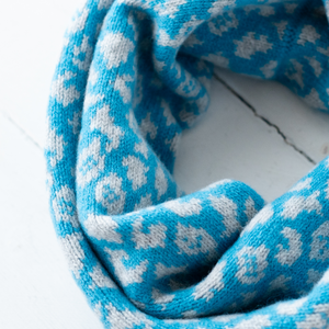Leopard cowl - turquoise and zinc