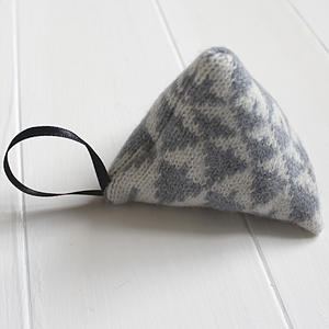 Mirror lavender bag - seal and white