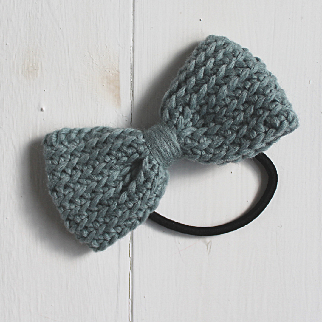SAMPLE SALE Crochet bow hairband
