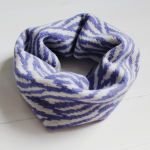 SAMPLE SALE Zebra cowl - water iris and white