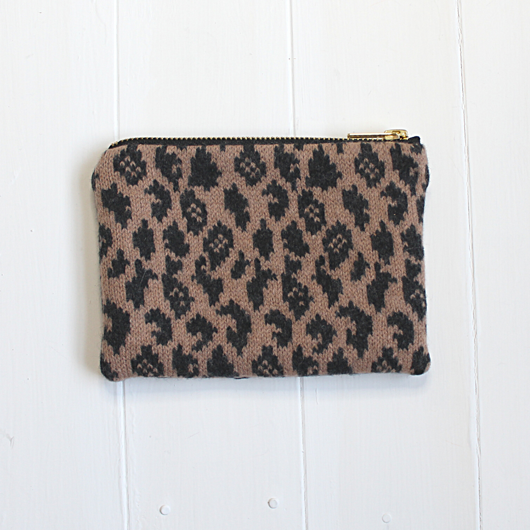 Zip pouch - camel leopard