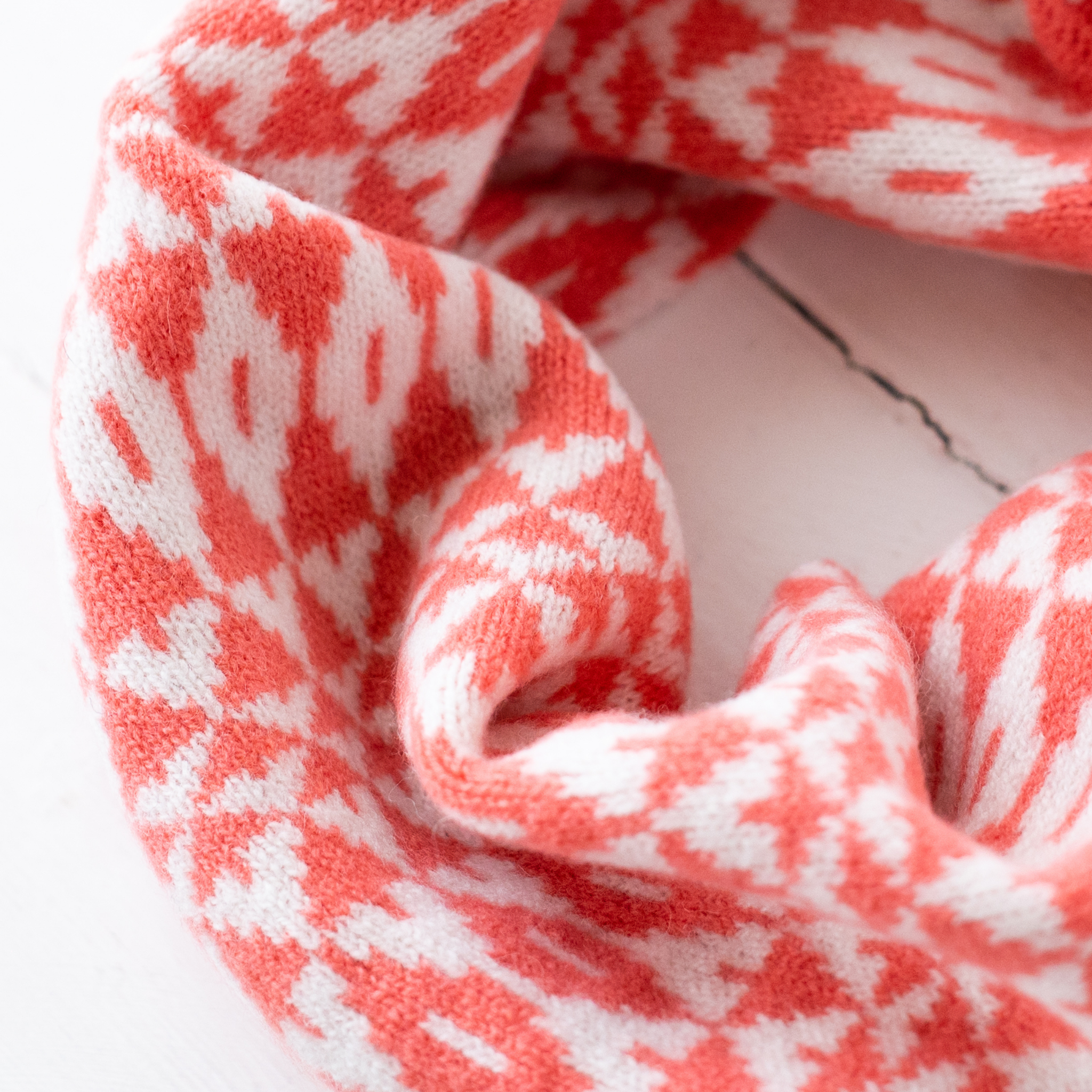 Mirror cowl - coral and white (PRE-ORDER)