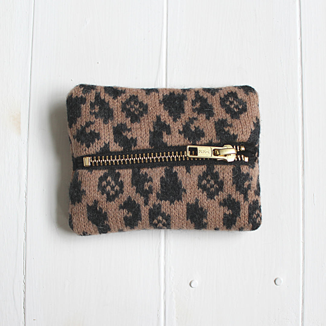 Mini zip pouch - camel leopard