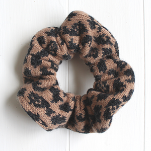 Leopard scrunchie - camel