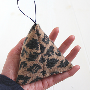 Leopard lavender bag - camel