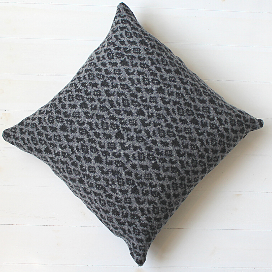 Leopard knitted cushion - grey