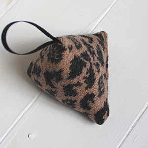 Leopard lavender bag - camel