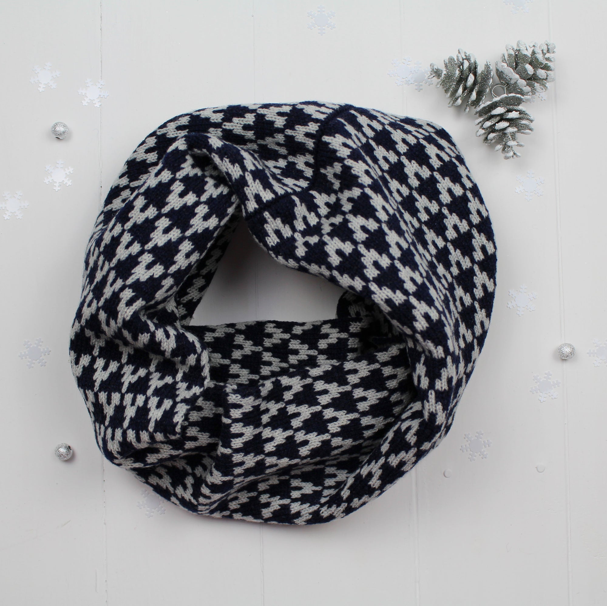Arrow snood / cowl - navy / grey (MADE TO ORDER)