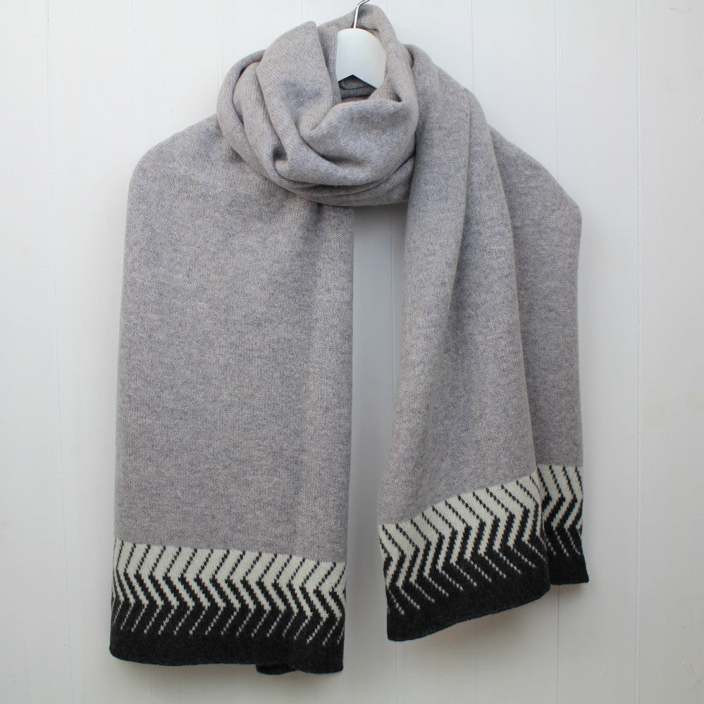 Chevron knitted wrap - monochrome (MADE TO ORDER)