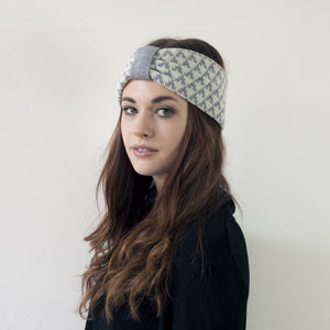 Arrow knitted headband - seal and white (MADE TO ORDER)
