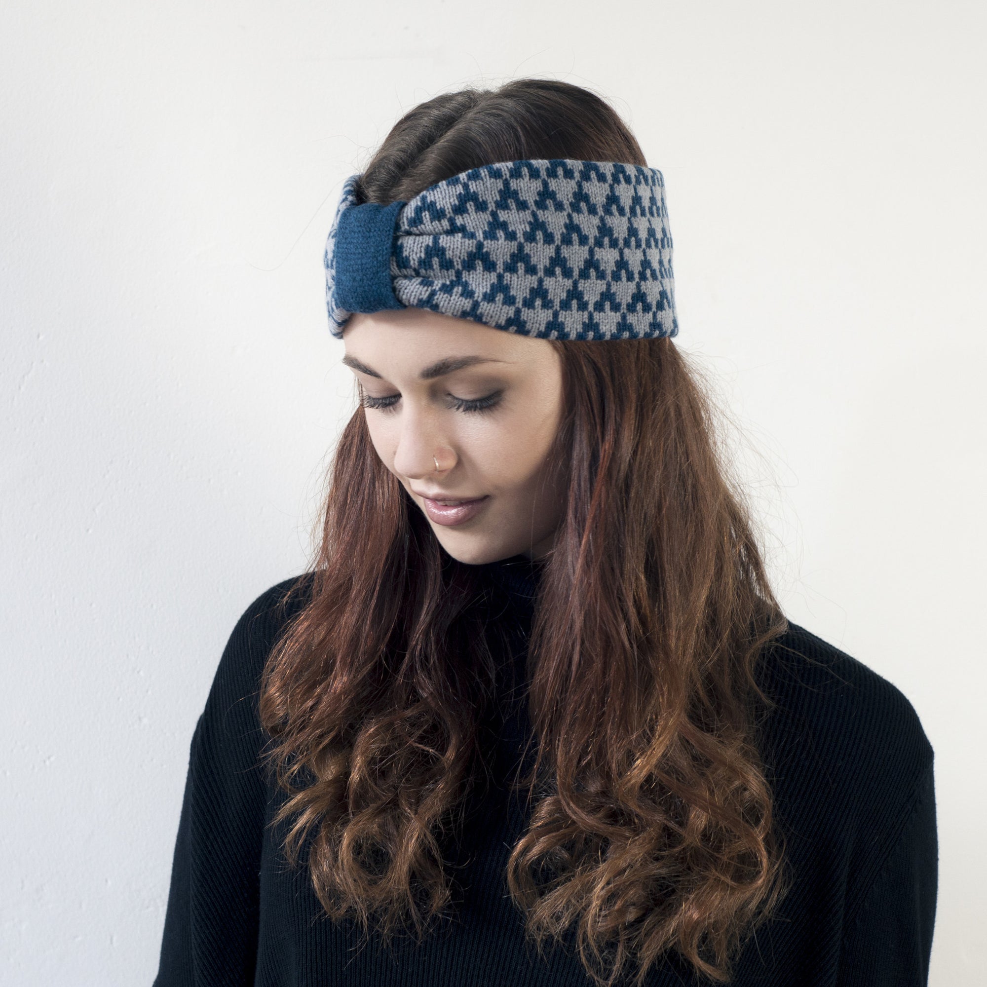 Arrow knitted headband - diesel and seal (MADE TO ORDER)